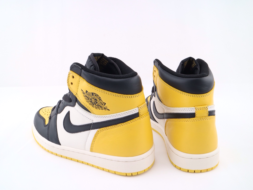 Jordan 1 Mid Yellow Toe Black - vstockx