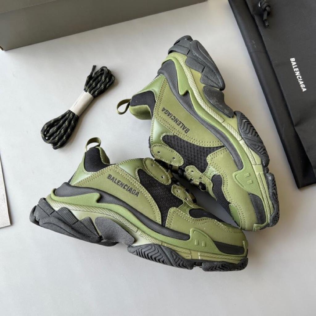 Balenciaga Triple S Dark Green Black - vstockx
