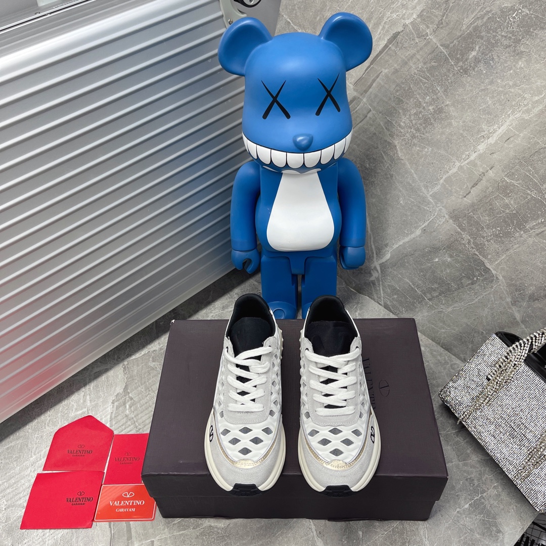 VALENTINO GARAVANI Ready Go Runner Sneaker 2 - vstockx