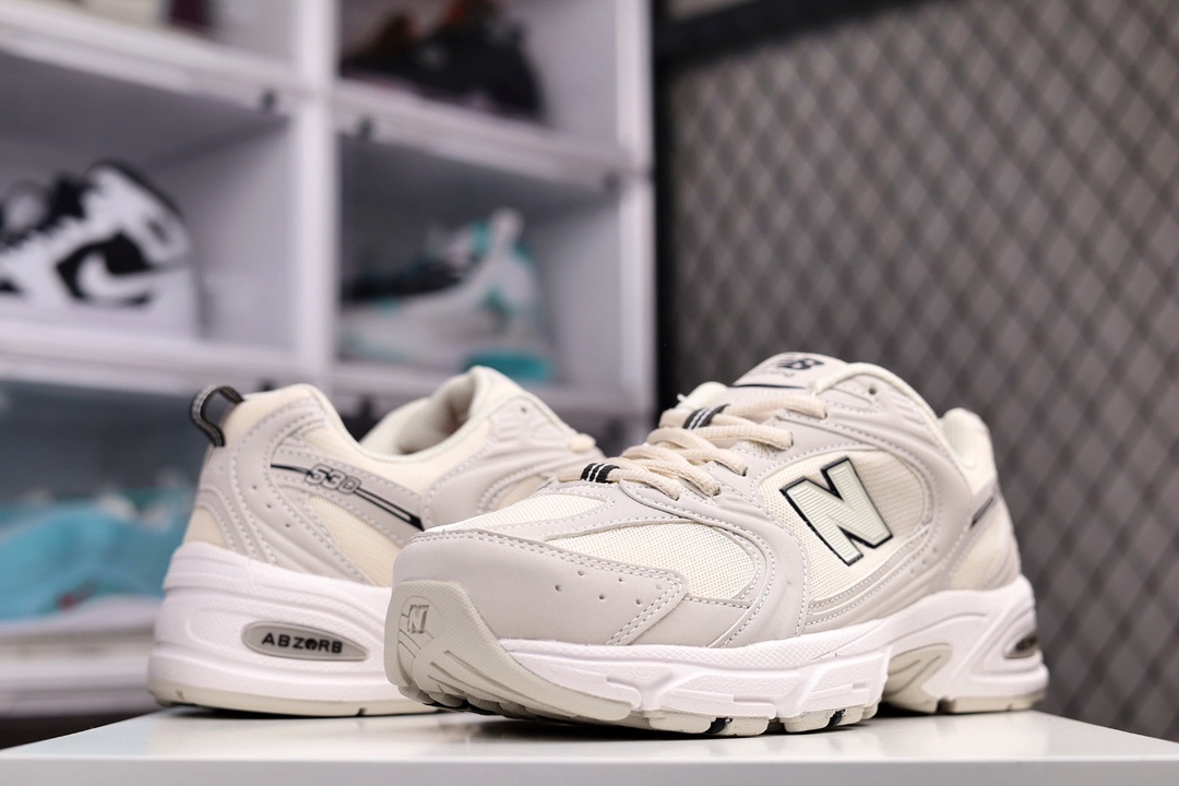 New Balance 530 Ivory - vstockx