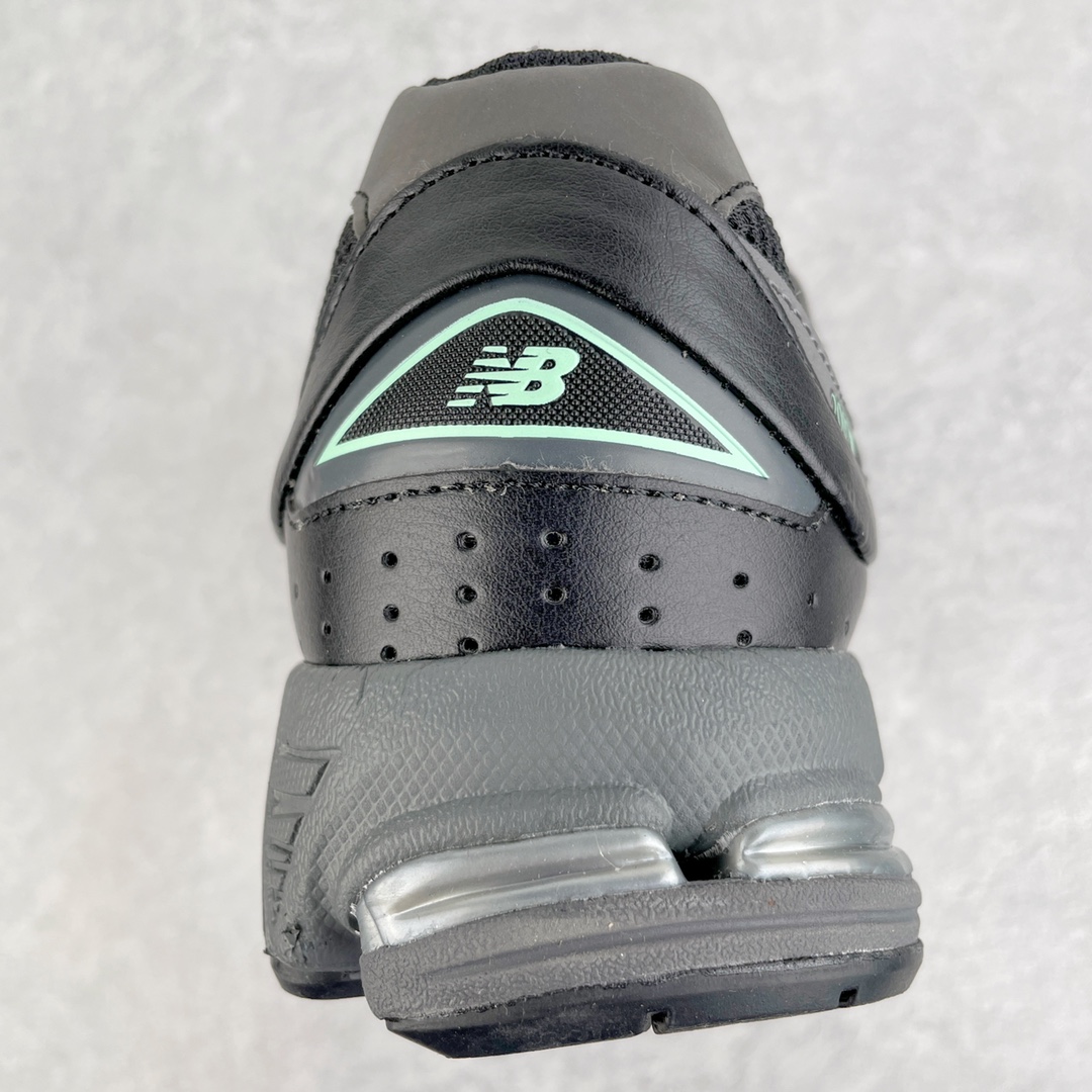 New Balance 2002R Black Silver Green - vstockx