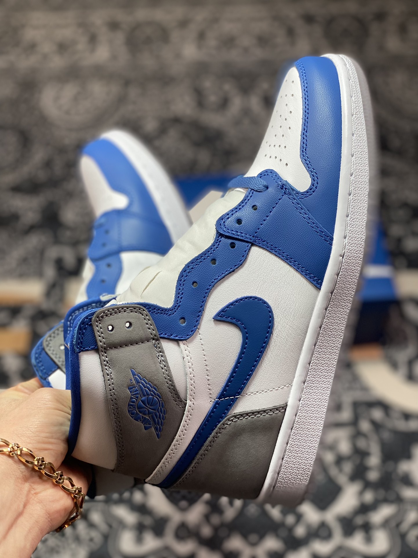 Jordan 1 Retro High OG True Blue - vstockx