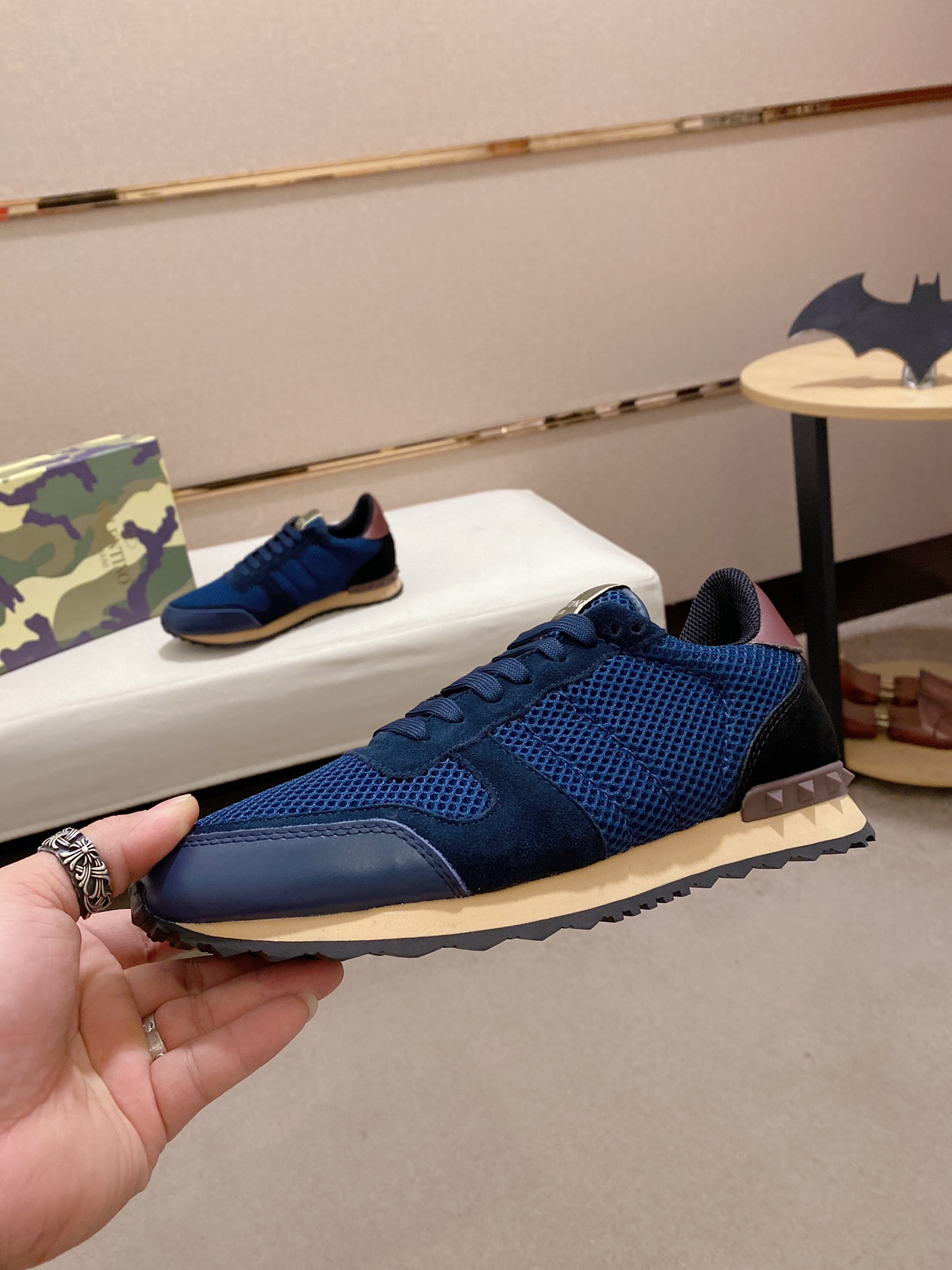 Valentino Garavani Rockrunner camouflage-print sneakers 14 - vstockx