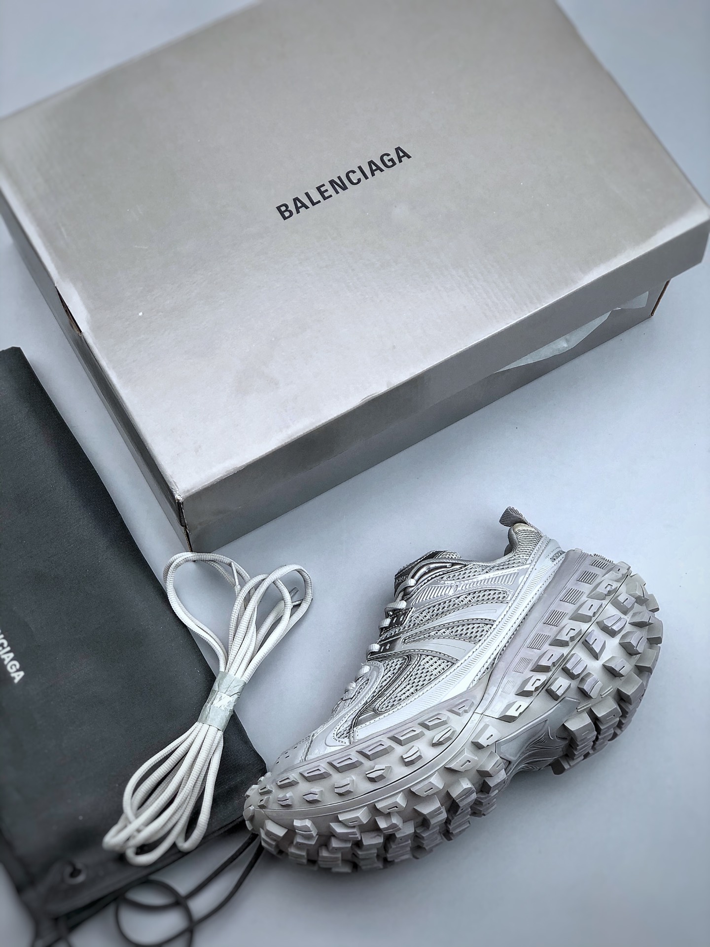 Balenciaga Defender Grey - vstockx