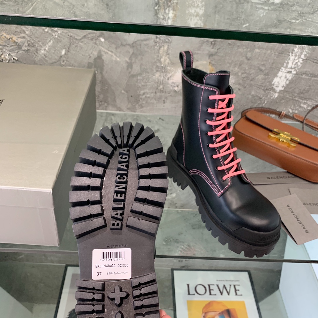 Balenciaga boot women 2 - vstockx