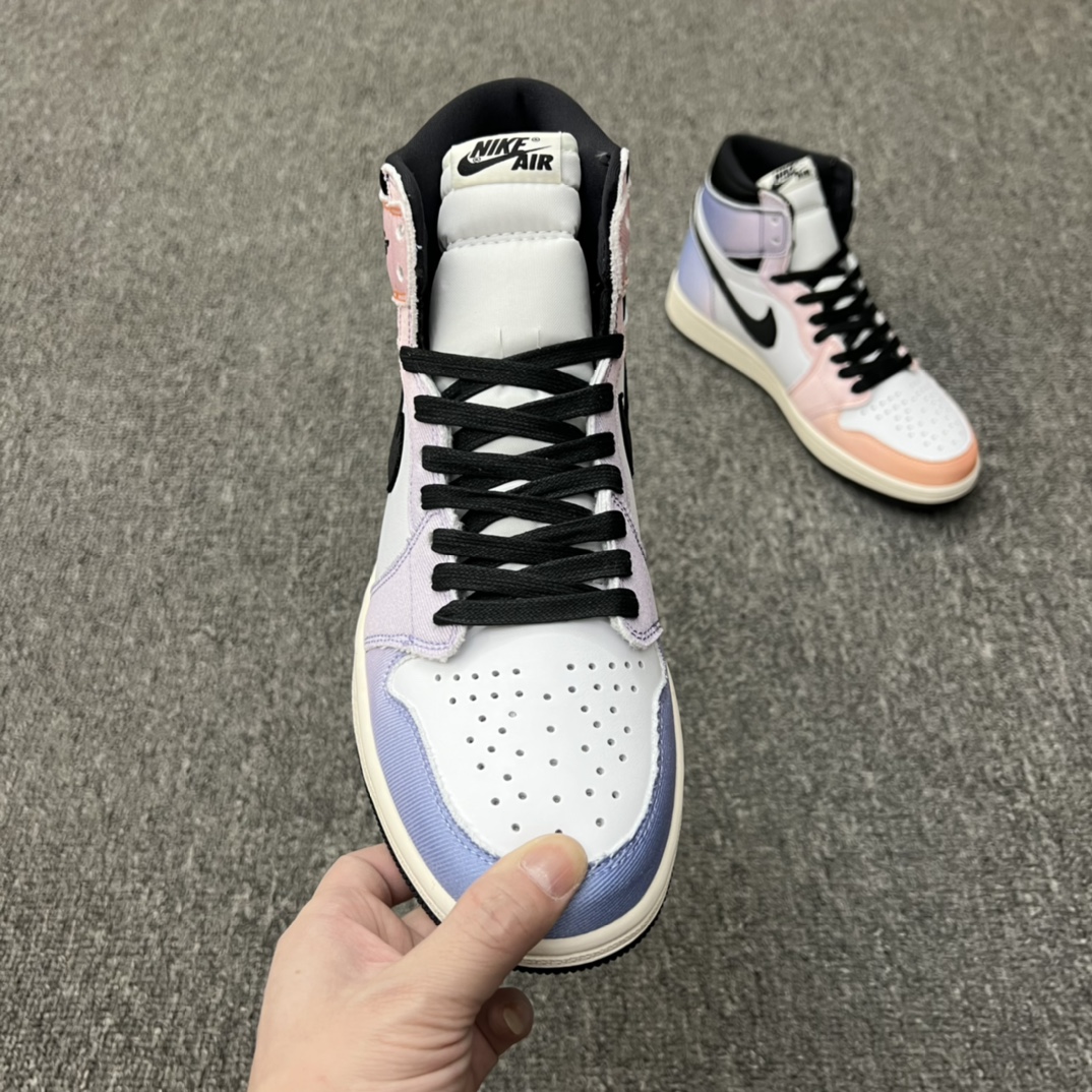 Jordan 1 Retro High OG Skyline - vstockx