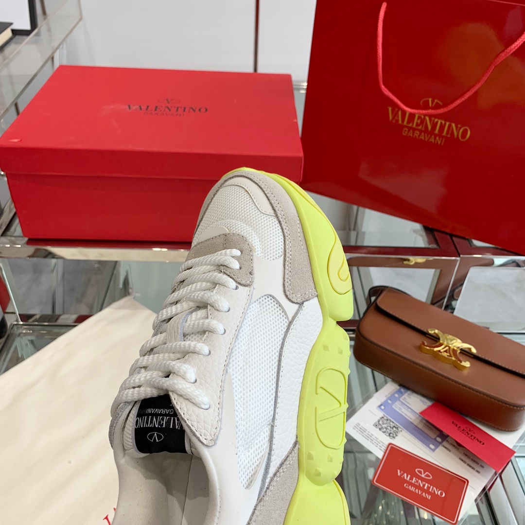 VALENTINO GARAVANI Bubbleback Sneaker 3 - vstockx