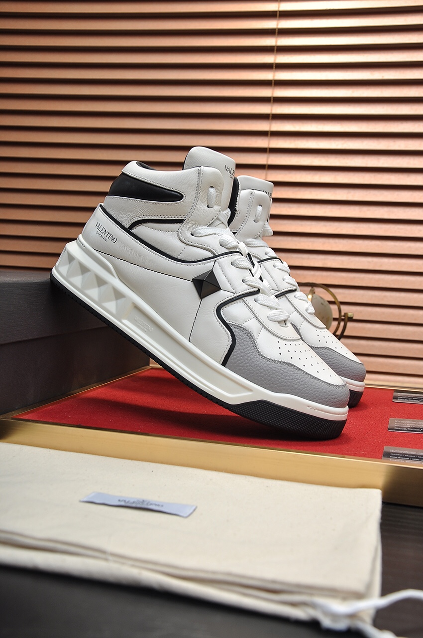 Valentino Garavani One Stud high-top sneakers 3 - vstockx