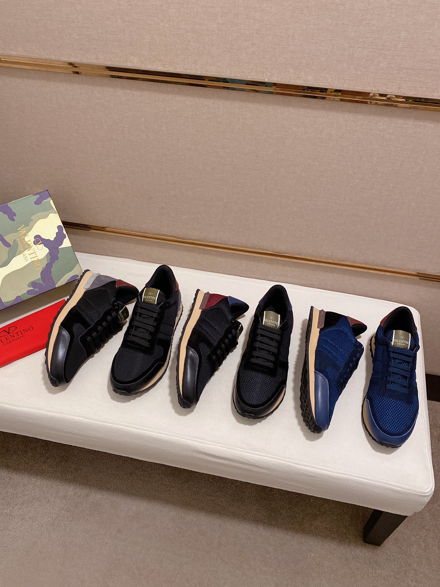 Valentino Garavani Rockrunner camouflage-print sneakers 13 - vstockx