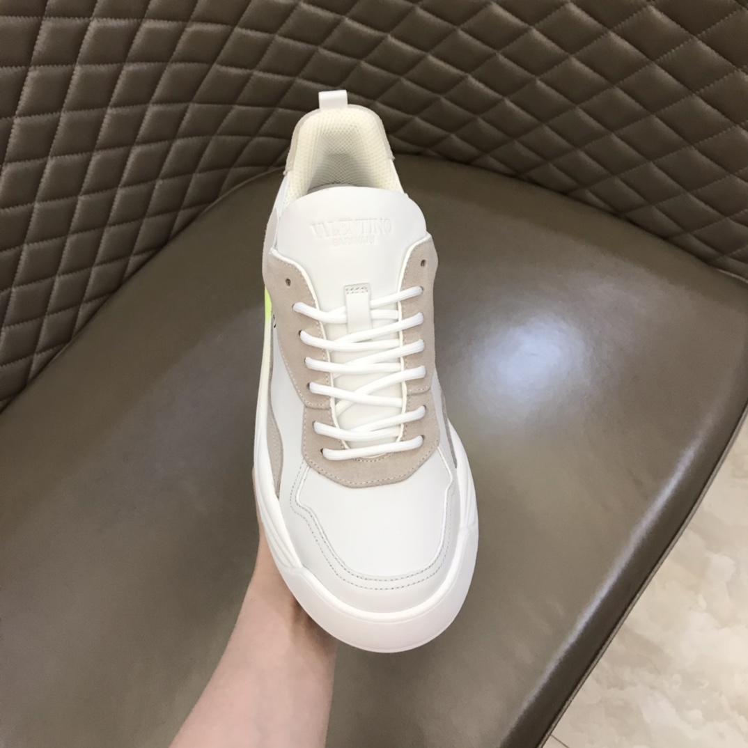 Valentino Garavani Gumboy low-top sneakers 4 - vstockx