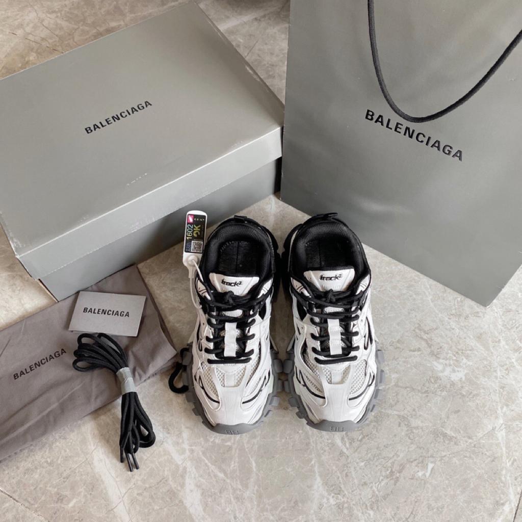 Balenciaga Track.2 Black White - vstockx