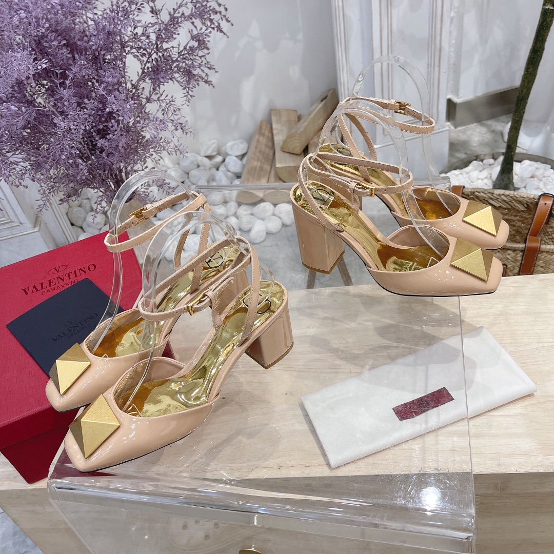 VALENTINO GARAVANI Roman Stud WOMEN 17 - vstockx