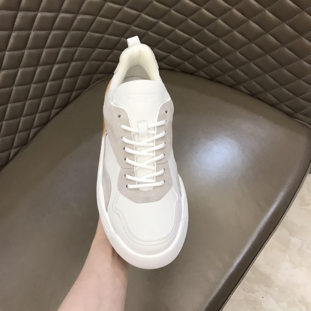 Valentino Garavani Gumboy low-top sneakers 11 - vstockx