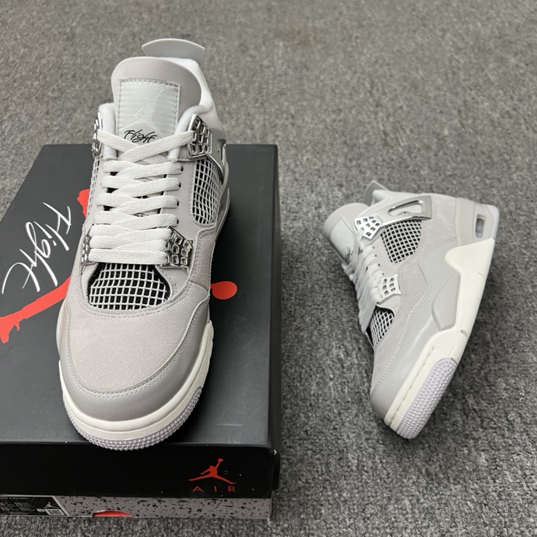 Jordan 4 Retro Frozen Moments (W) - vstockx