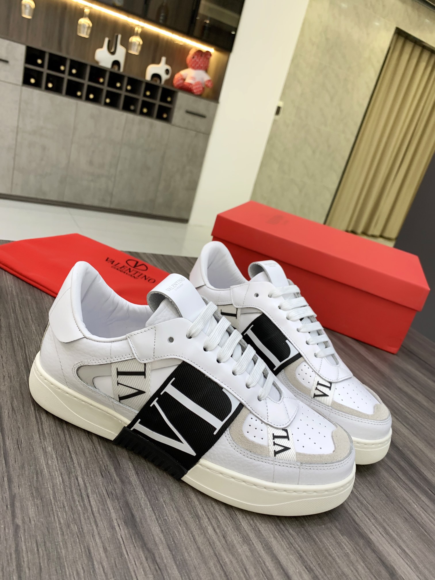 Valentino Garavani VL7N low-top sneakers 13 - vstockx