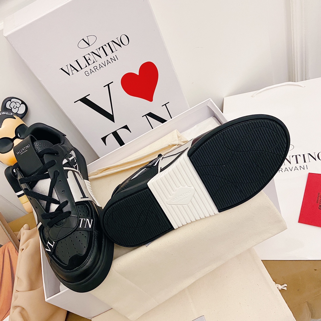 VALENTINO GARAVANI VL7N WOMEN Sneaker 4 - vstockx