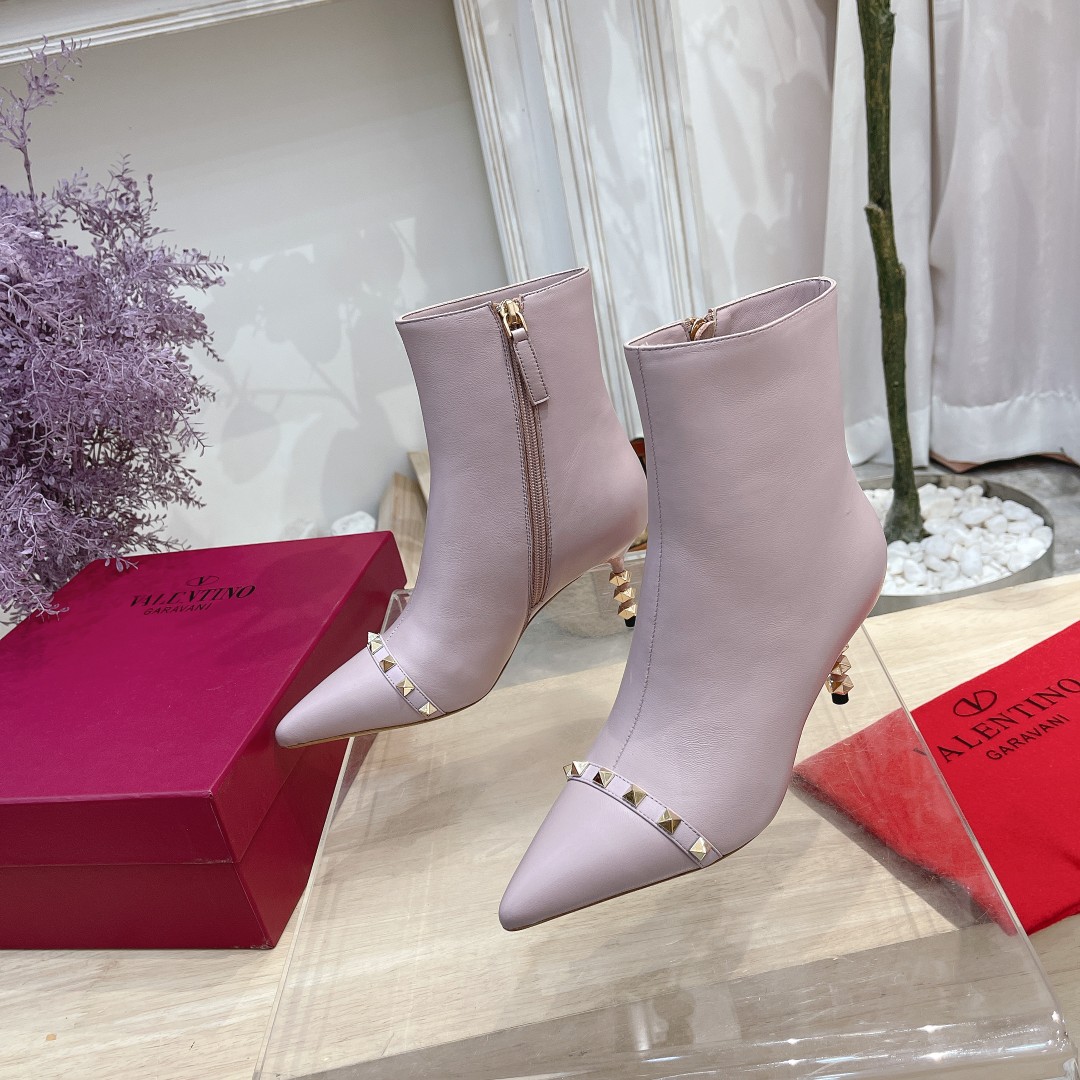 VALENTINO GARAVANI Roman Stud BOOT WOMEN 30 - vstockx