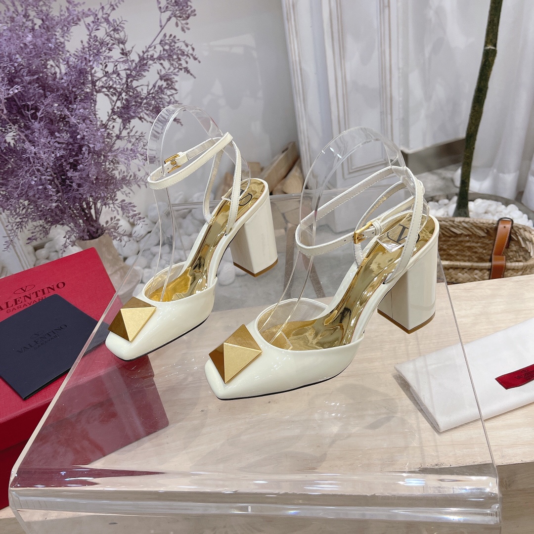 VALENTINO GARAVANI Roman Stud WOMEN 17 - vstockx