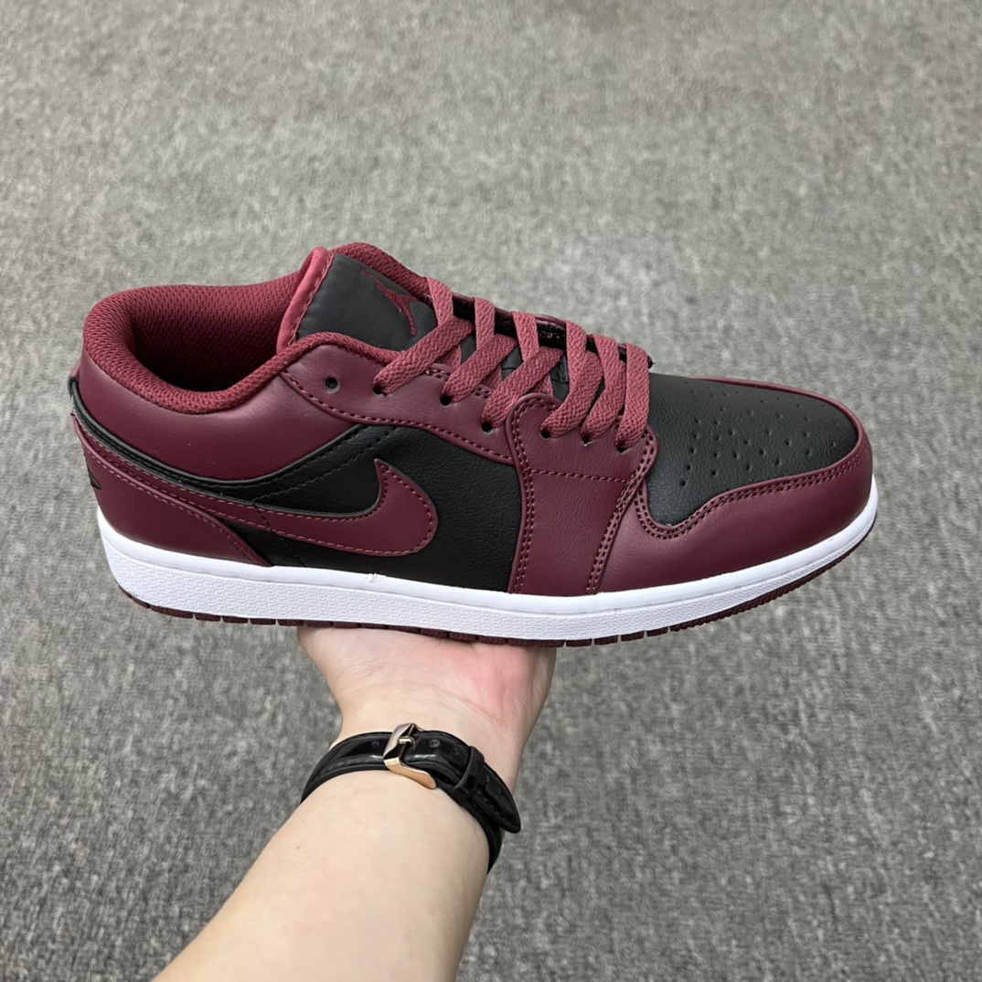 Jordan 1 Low Black Dark Beetroot (W) - vstockx