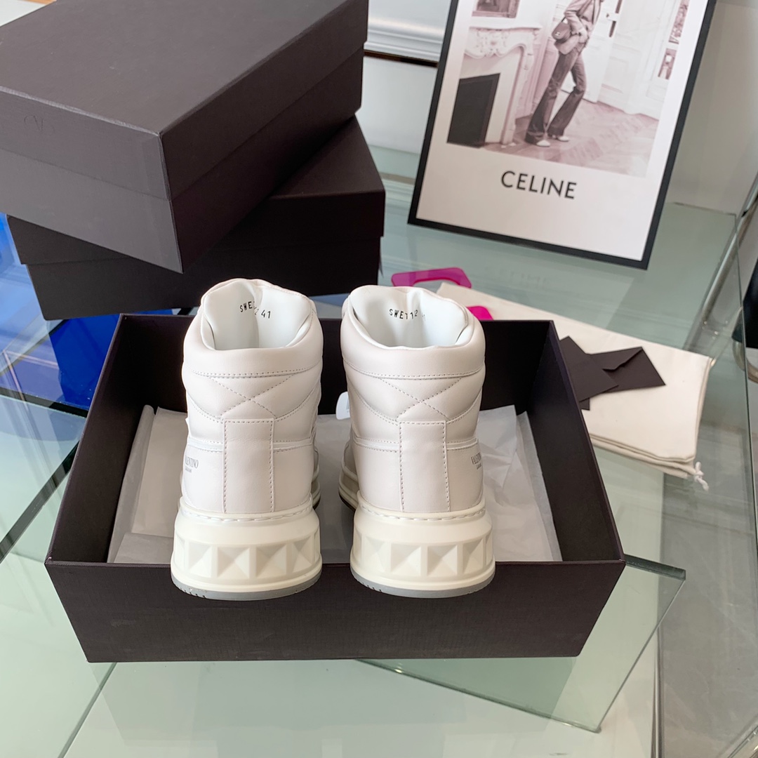 VALENTINO GARAVANI ONE STUD SNEAKER 6 - vstockx