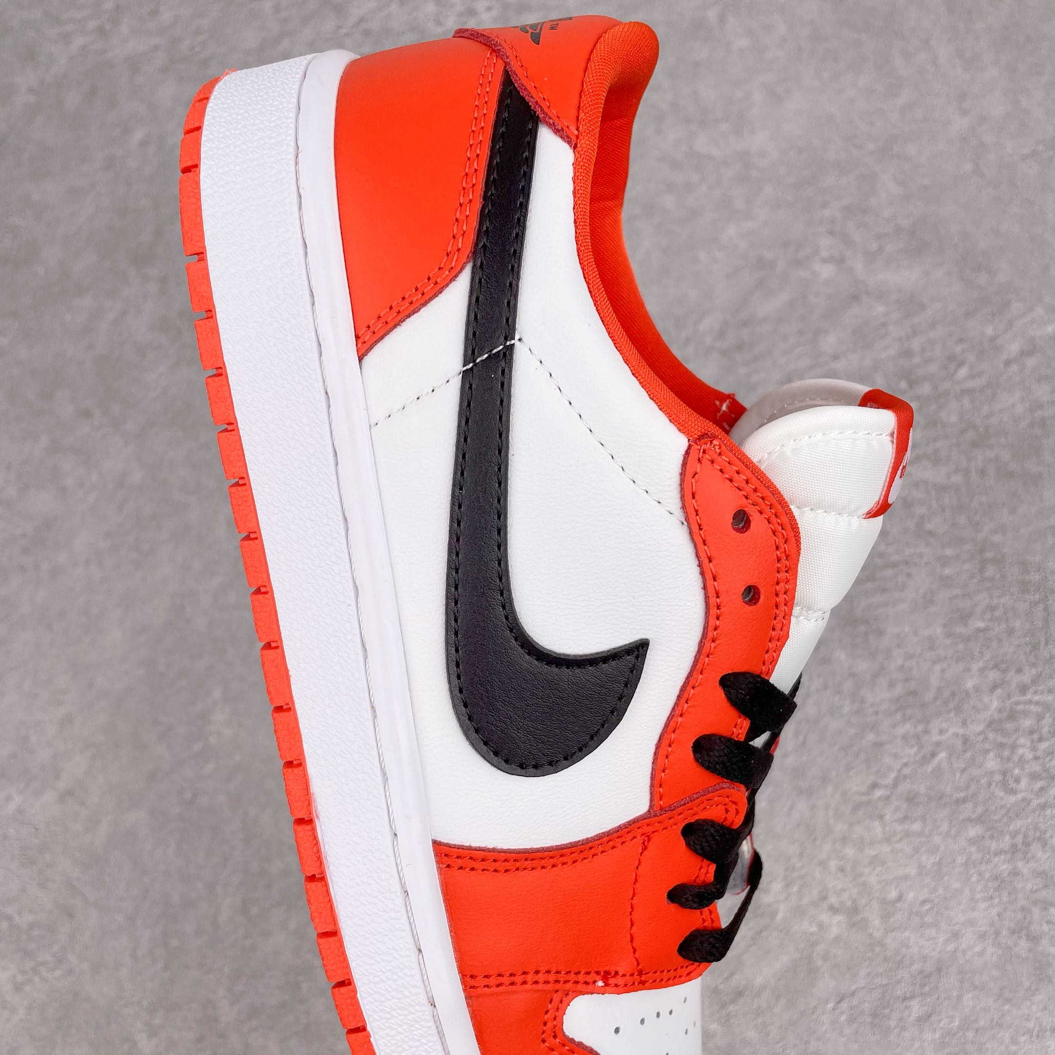 Jordan 1 Low Starfish - vstockx