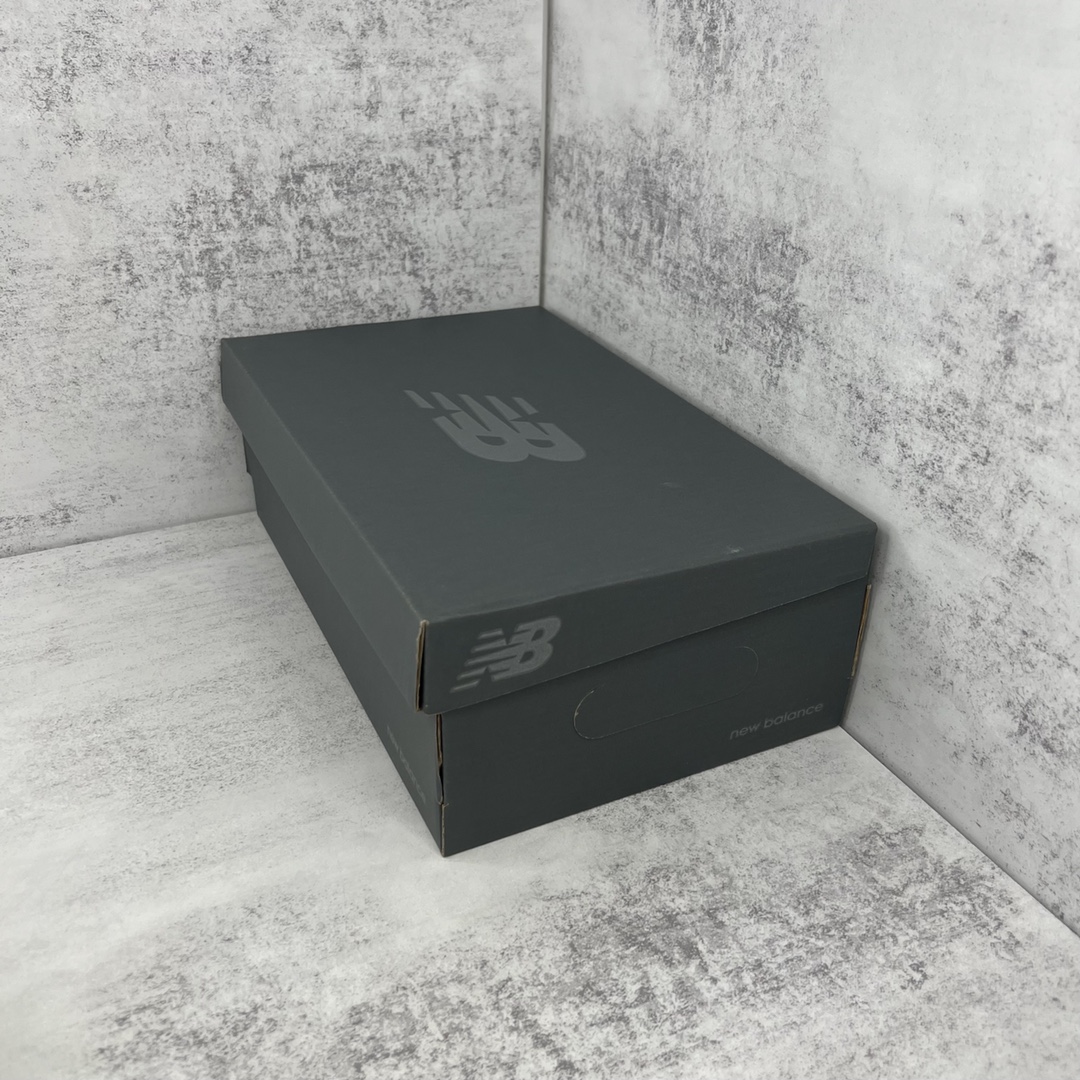 New Balance 550 Burgundy Cyan - vstockx