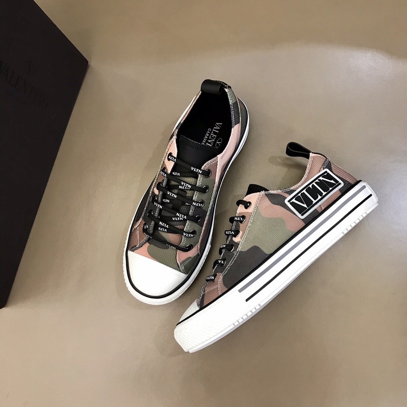 Valentino Garavani Giggies VLTN TIMES low-top sneakers 9 - vstockx