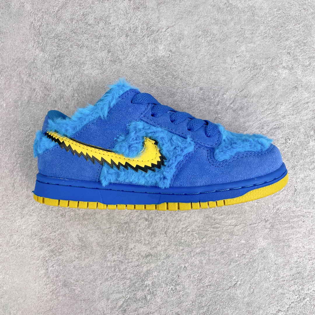 Kids NK dunk shoes 6 - vstockx