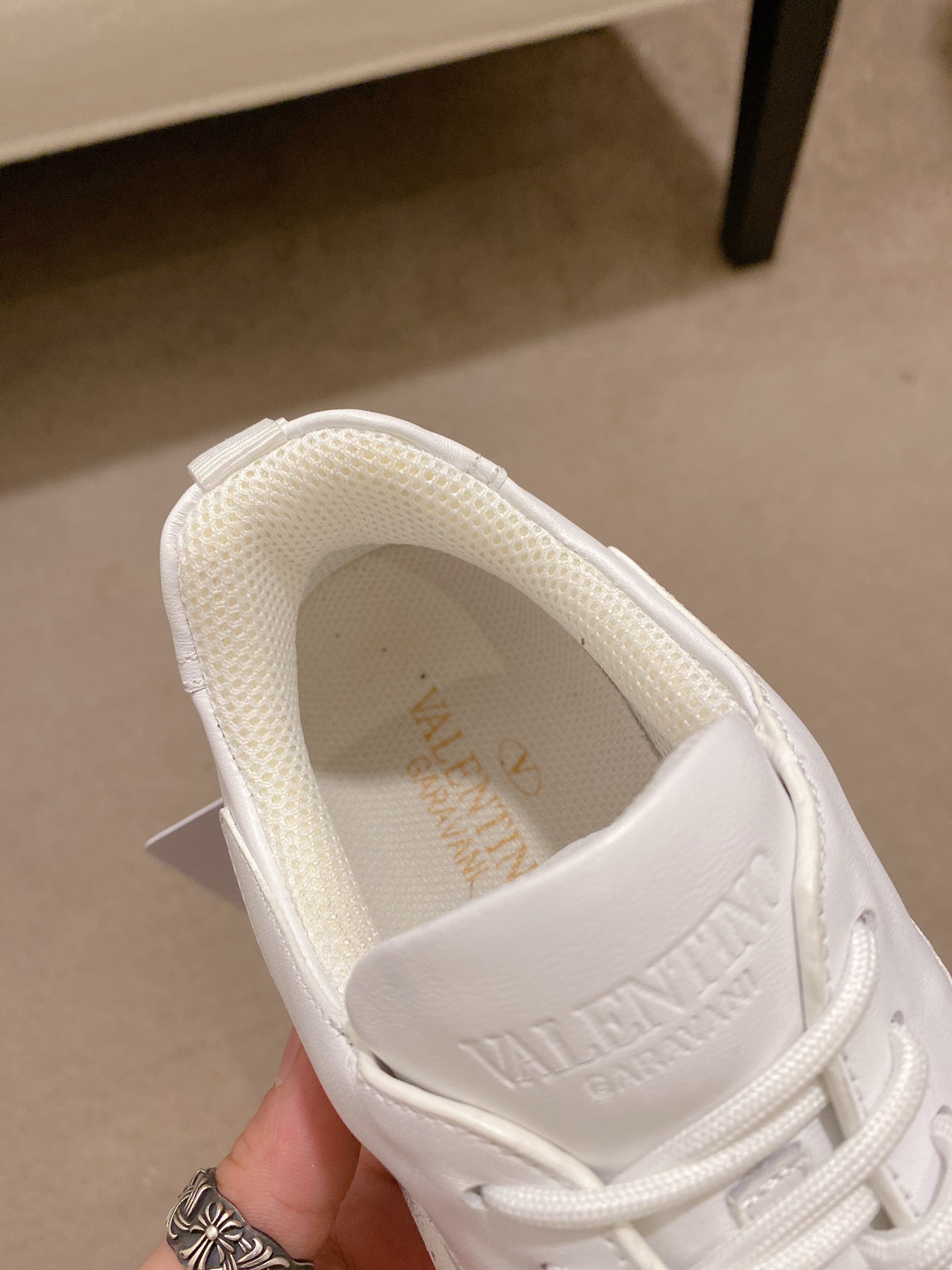 Valentino Garavani Gumboy low-top sneakers 13 - vstockx