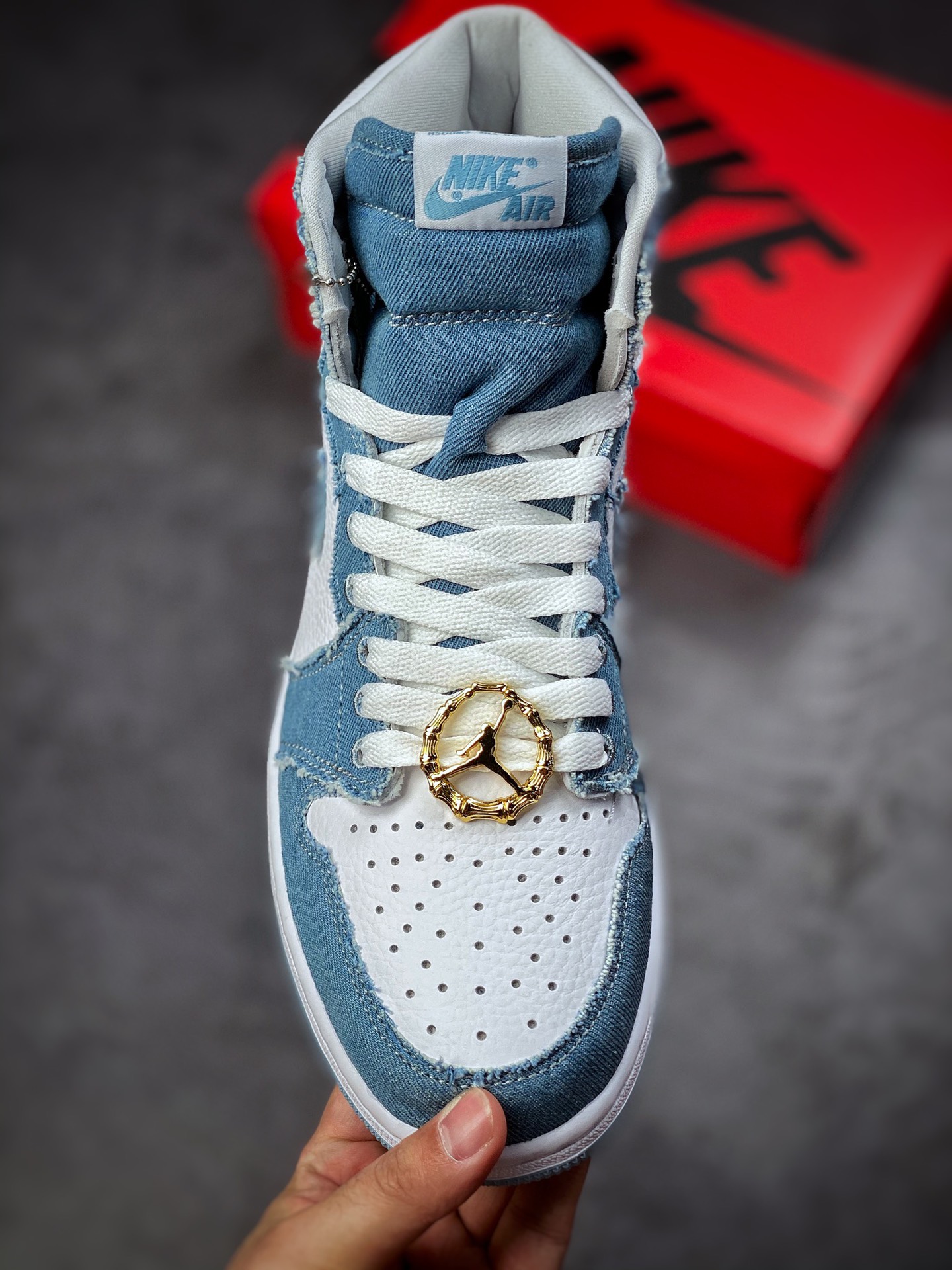Jordan 1 High OG Denim (W) - vstockx