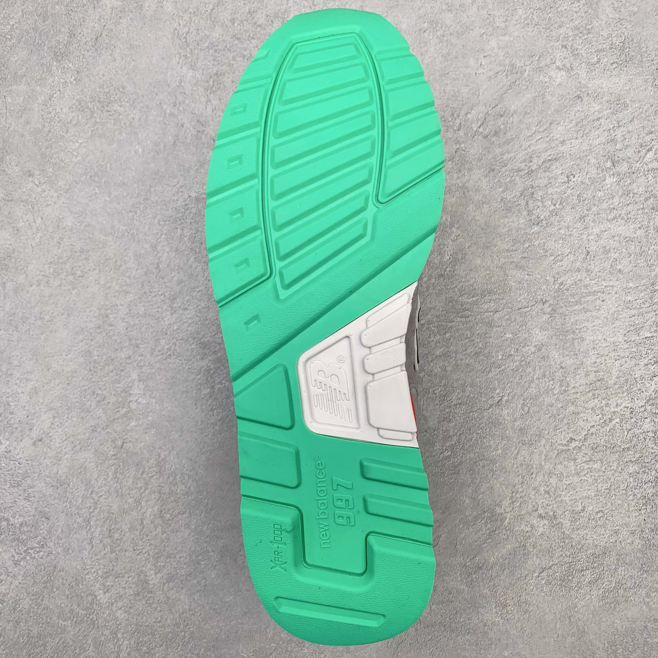 New Balance 997 Sneaker 1 - vstockx