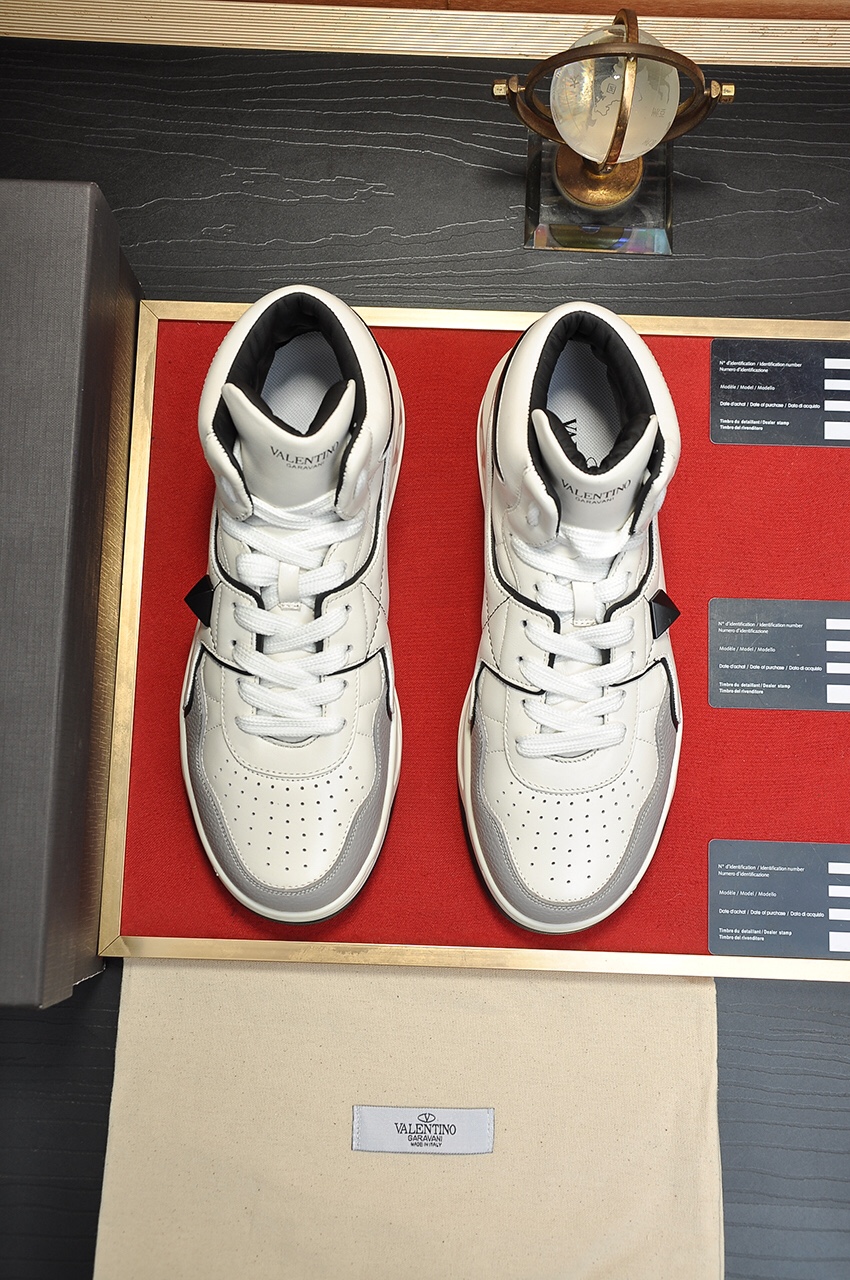Valentino Garavani One Stud high-top sneakers 3 - vstockx