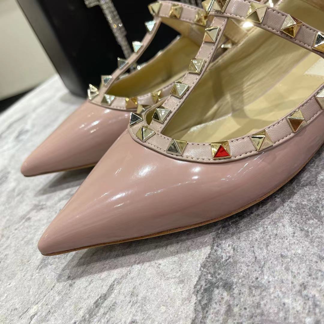 VALENTINO GARAVANI Roman Stud WOMEN 15 - vstockx