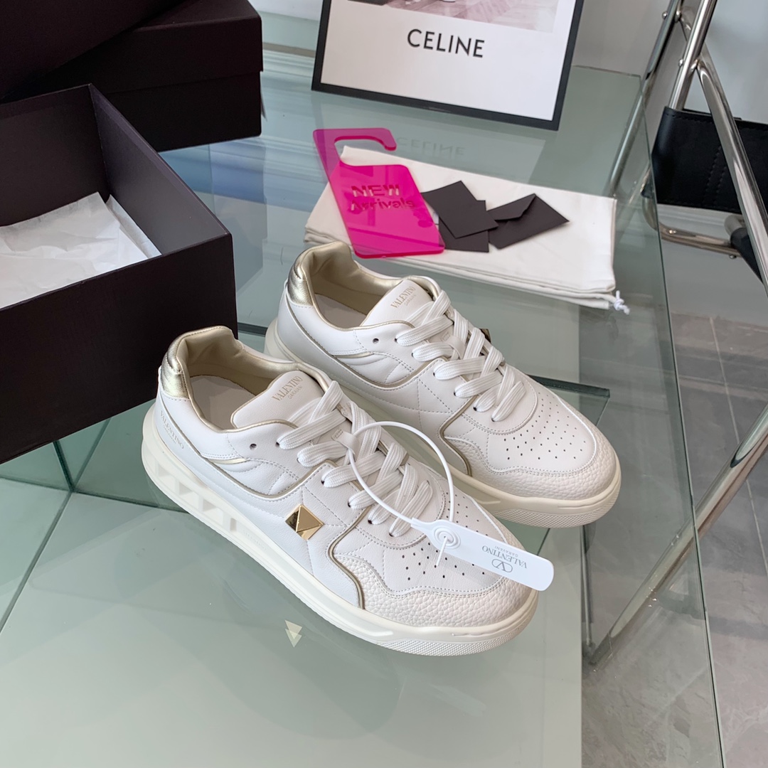 VALENTINO GARAVANI ONE STUD SNEAKER 5 - vstockx