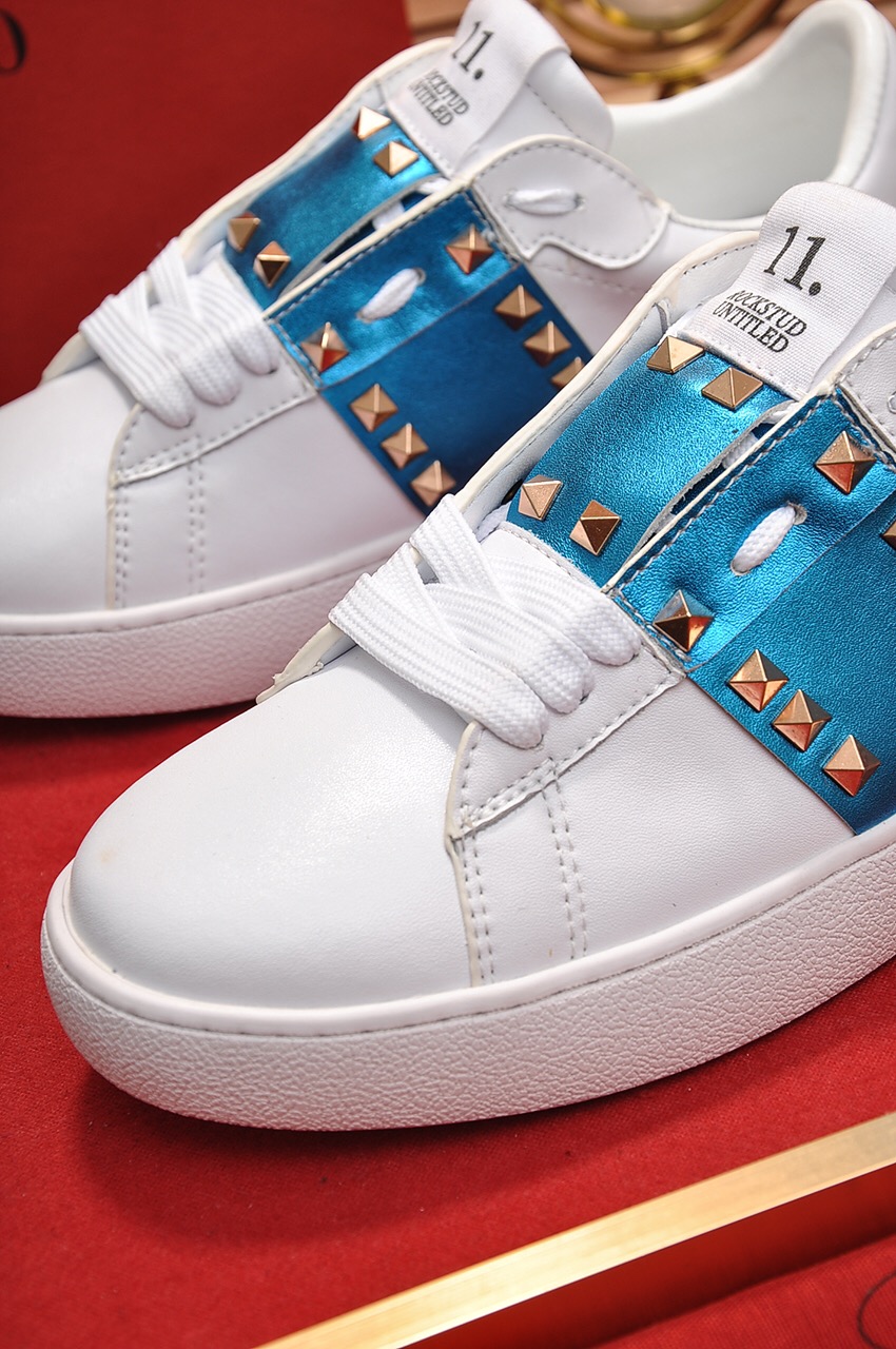 Valentino Garavani Rockstud Untitled calfskin sneaker 16 - vstockx