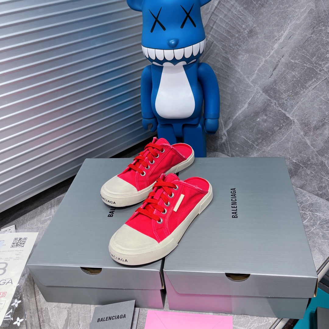 Balenciaga Paris Sneaker 2 - vstockx