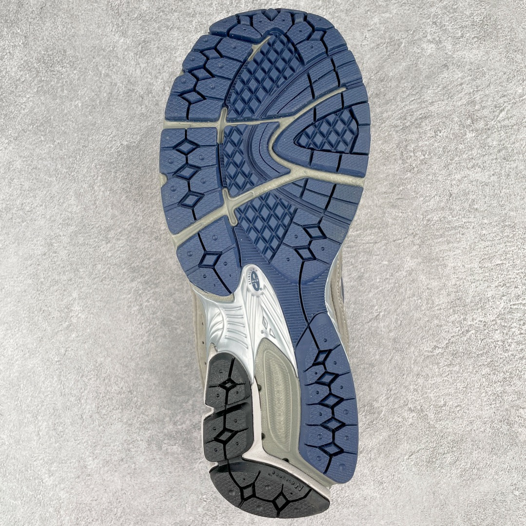 New Balance 2002R Sneaker 9 - vstockx