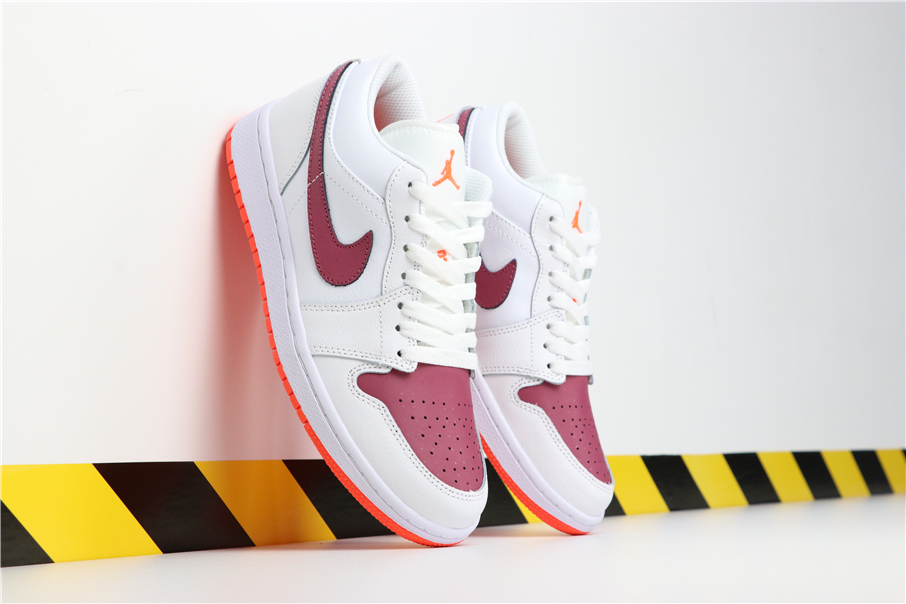 Jordan 1 Low White True Berry (GS) - vstockx