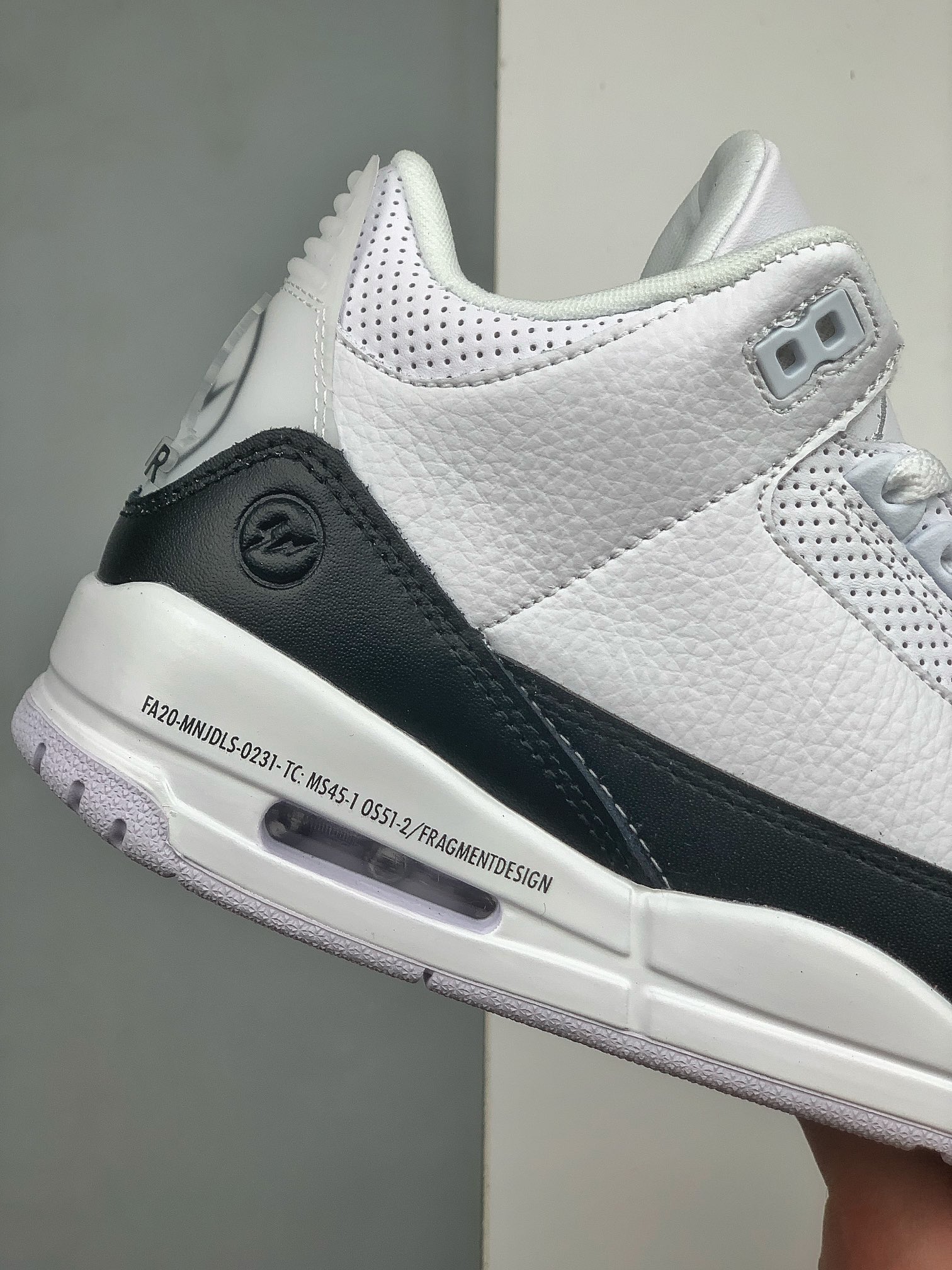 Jordan 3 Retro Fragment - vstockx