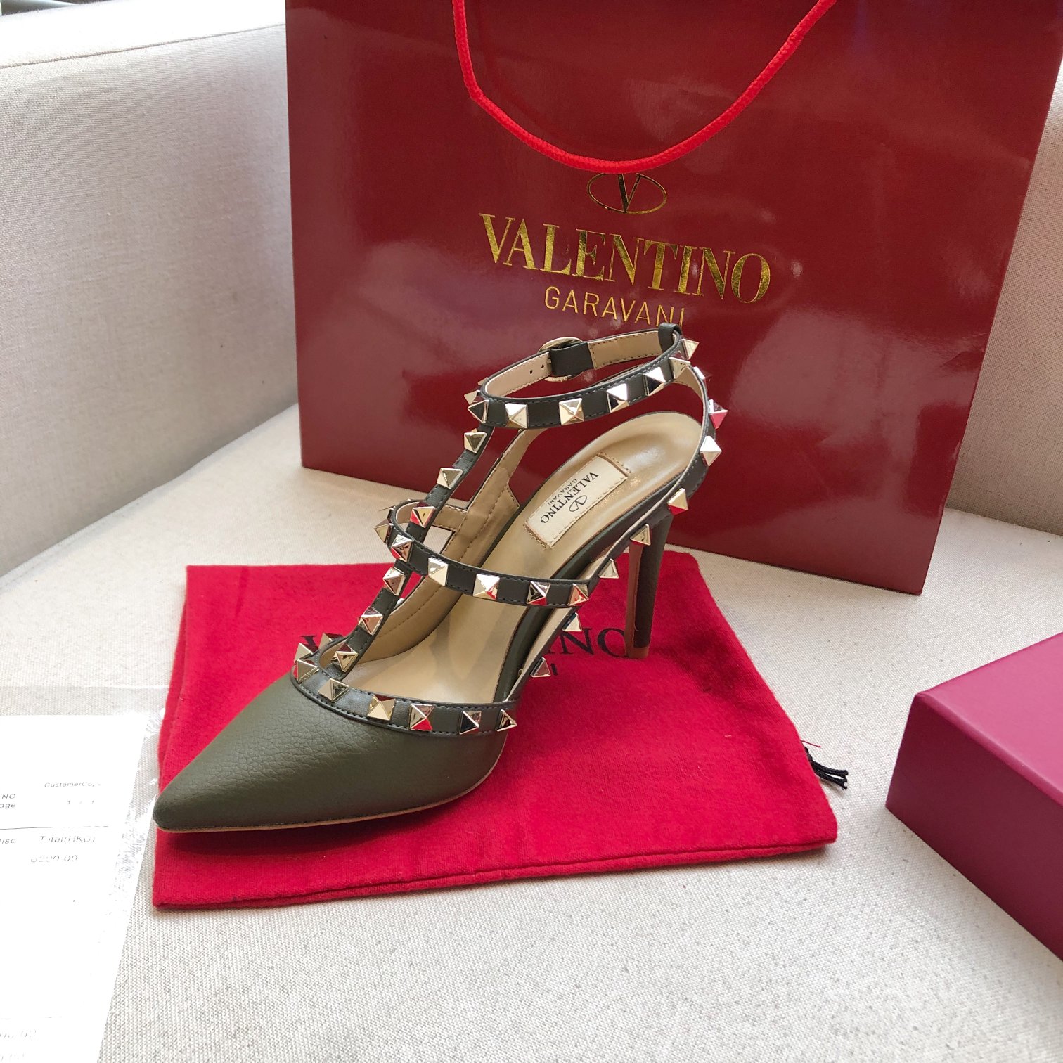 VALENTINO GARAVANI ROMAN STUD WOMEN 9 - vstockx