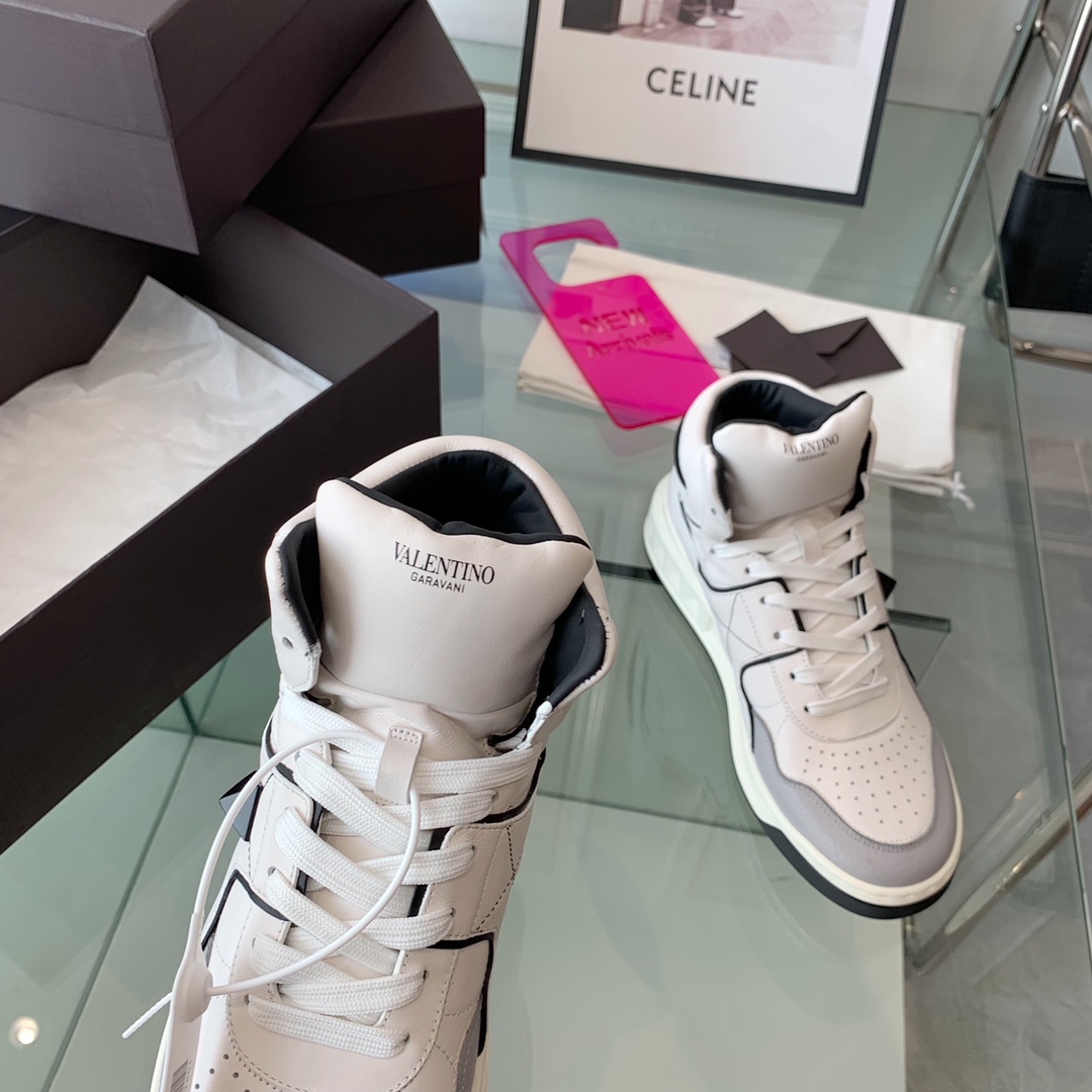 VALENTINO GARAVANI ONE STUD SNEAKER 6 - vstockx