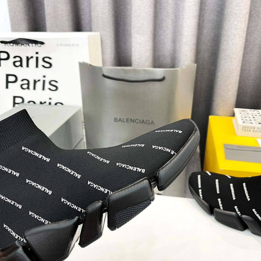 Balenciaga Speed Trainer 2.0 All Over Logo Black White - vstockx