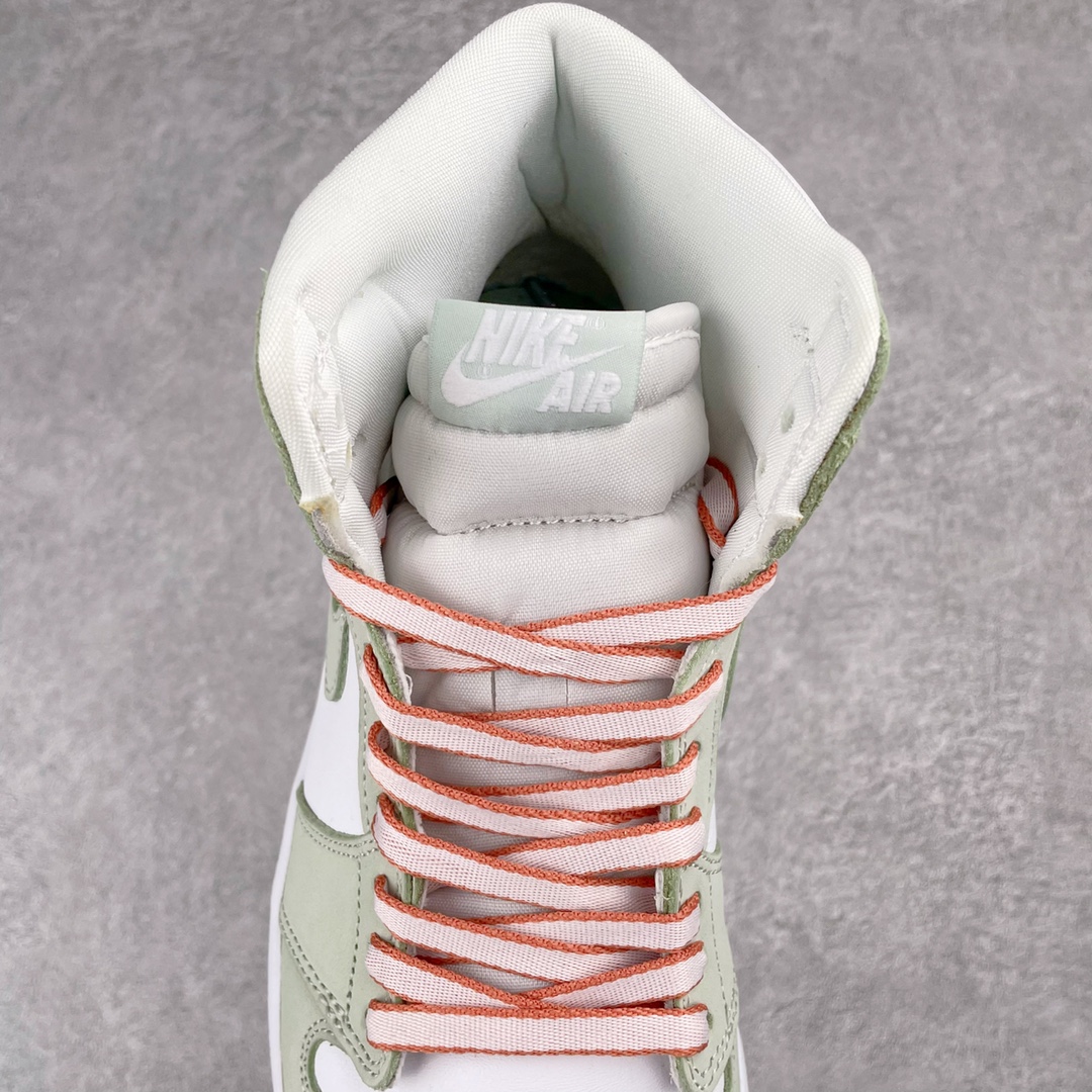 Jordan 1 Retro High OG Seafoam (W) - vstockx