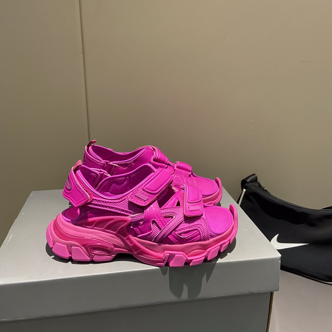 Balenciaga women 7 - vstockx