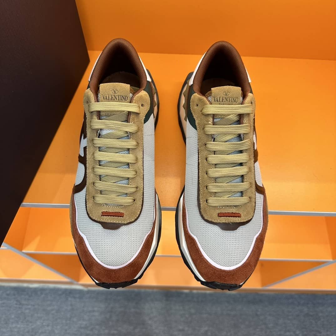 Valentino Garavani Vlogo Pace low-top sneaker in split leather, fabric and calfskin - vstockx