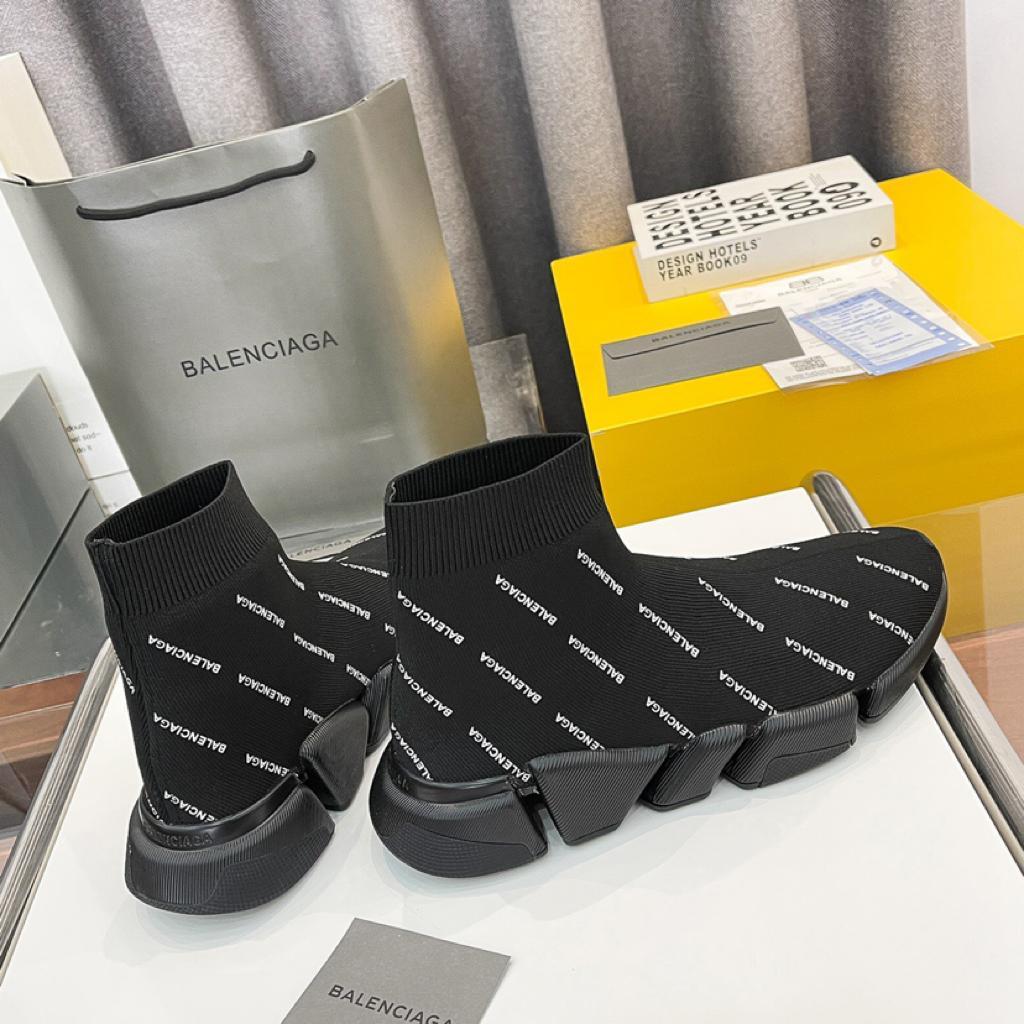 Balenciaga Speed Trainer 2.0 All Over Logo Black White - vstockx