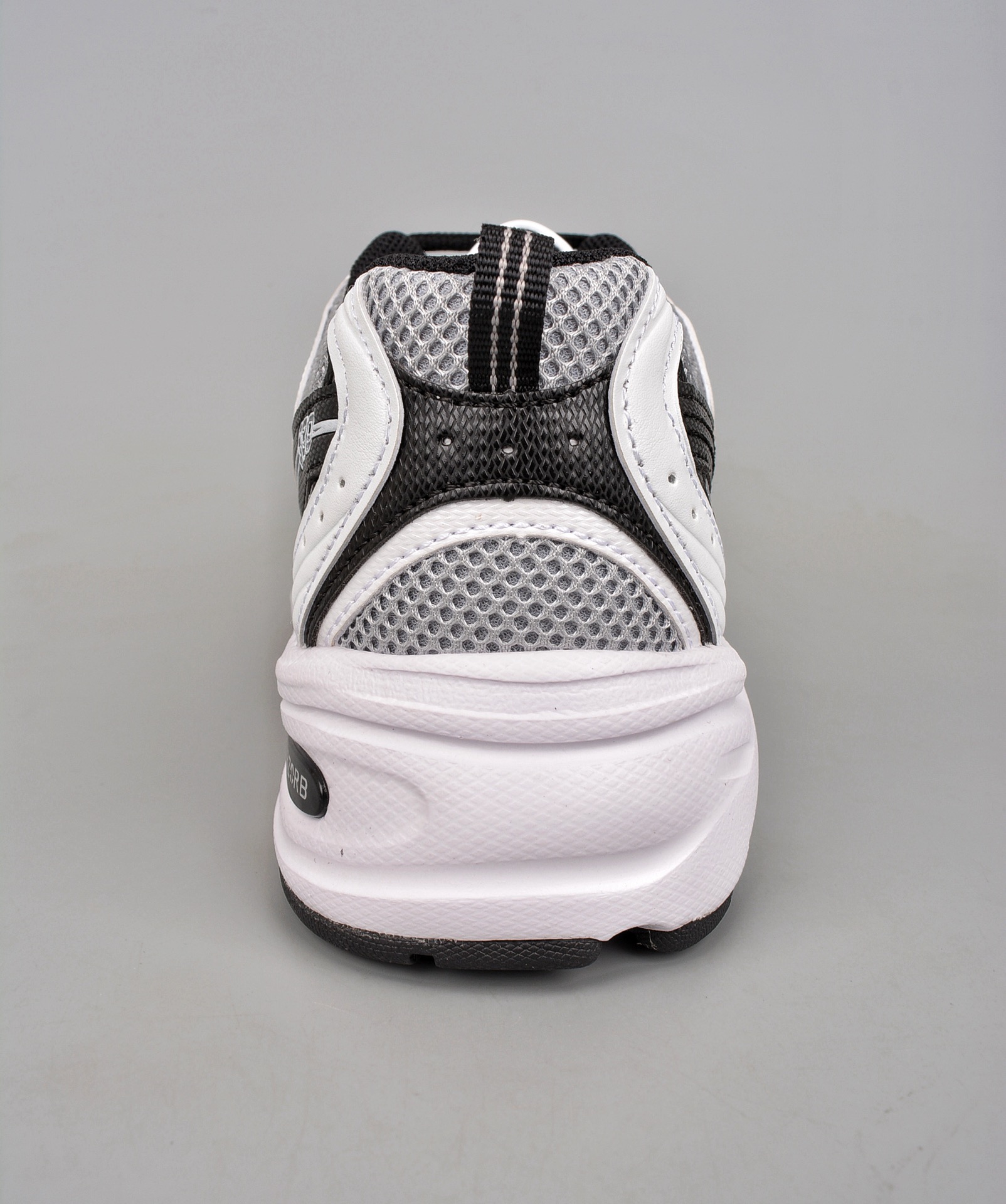 New Balance 530 Sneaker 10 - vstockx