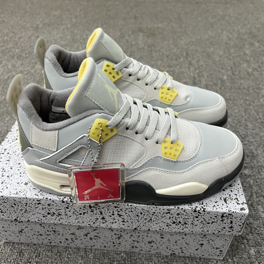 Jordan 4 Retro SE Craft Photon Dust - vstockx