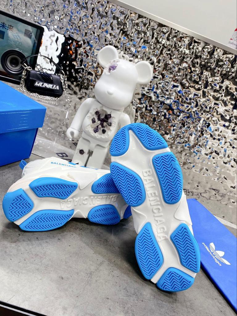 Balenciaga x adidas Triple S White Blue - vstockx