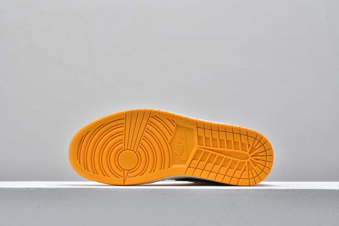 Jordan 1 Mid SE Lakers - vstockx